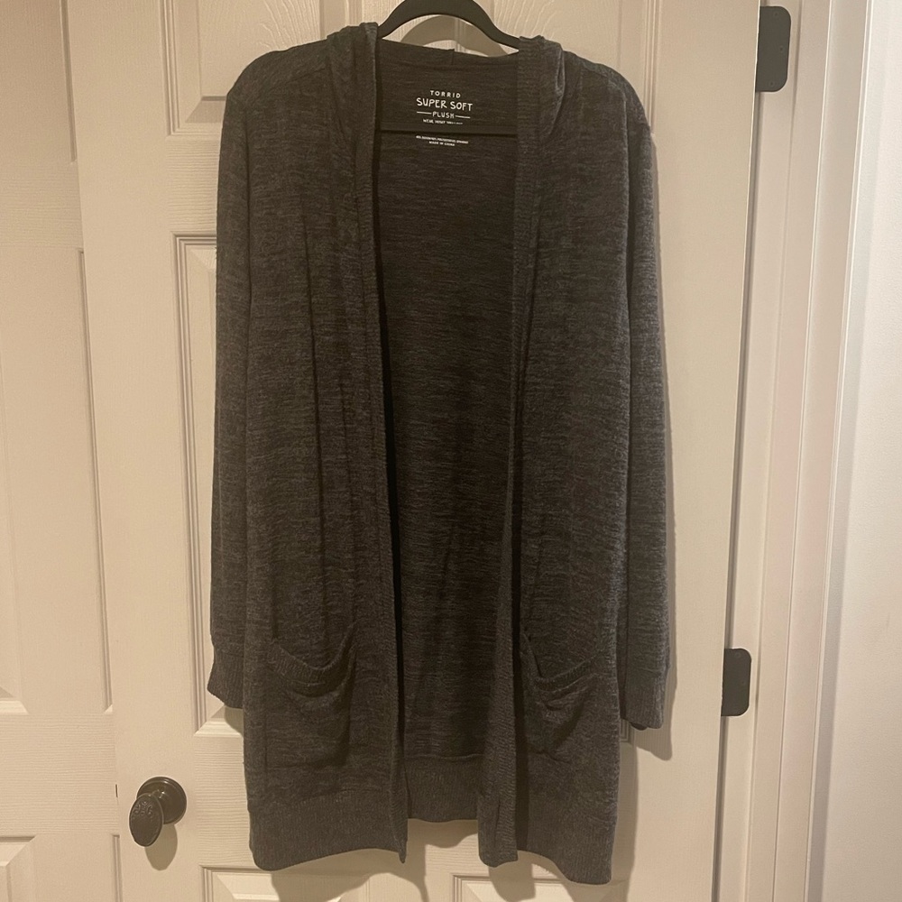 NWOT Torrid Super Soft Plush Hooded Cardigan in Charcoal Gray size 2X